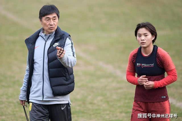 新星崛起！前利物浦球员成为英格兰首发，吸引皇马关注